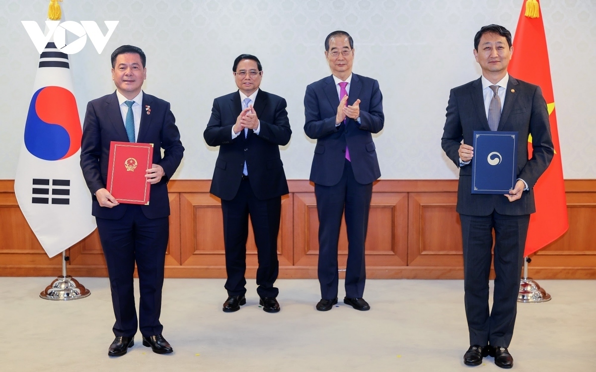 PM Chinh’s visit to RoK achieve great success: FM